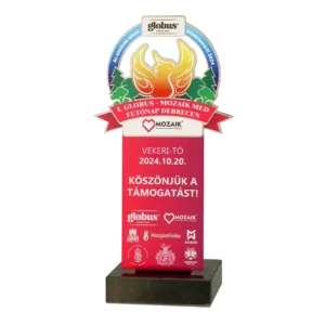 Trofeo personalizado para Mozaik Med Futónap 2024